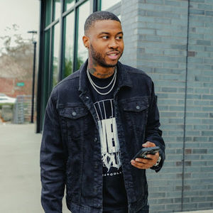 Meet your Posher, Robert